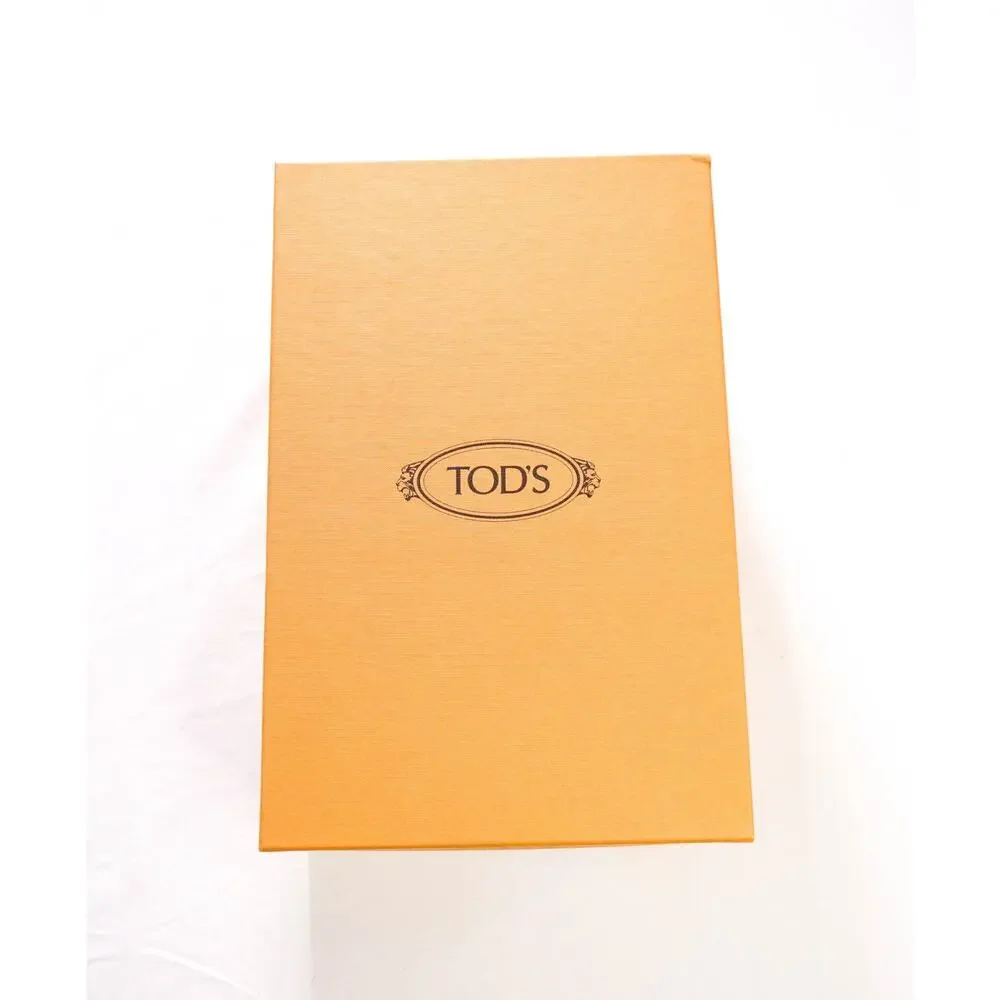 $750 TOD'S - Brown Leather Derby - US 8 (7UK)